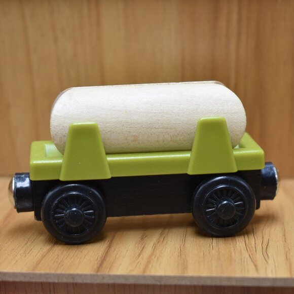 Thomas The Tank Engine & Friends Wooden -Green Log Car from Tidmouth Timber Yard - Picture 3 of 5